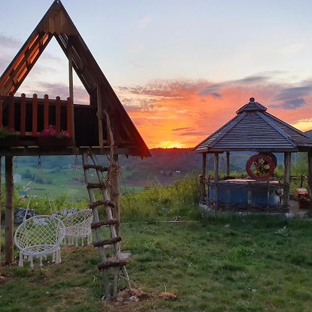 Log Cabin Uvac Nova Varoš Buitenkant foto