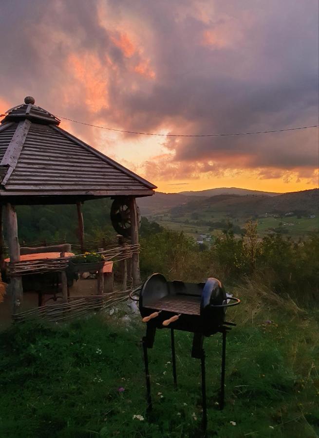 Log Cabin Uvac Nova Varoš Buitenkant foto