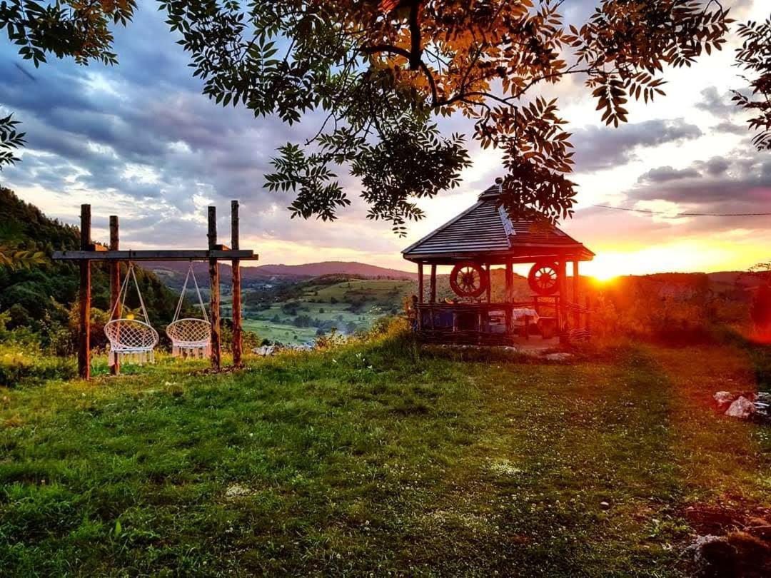 Log Cabin Uvac Nova Varoš Buitenkant foto