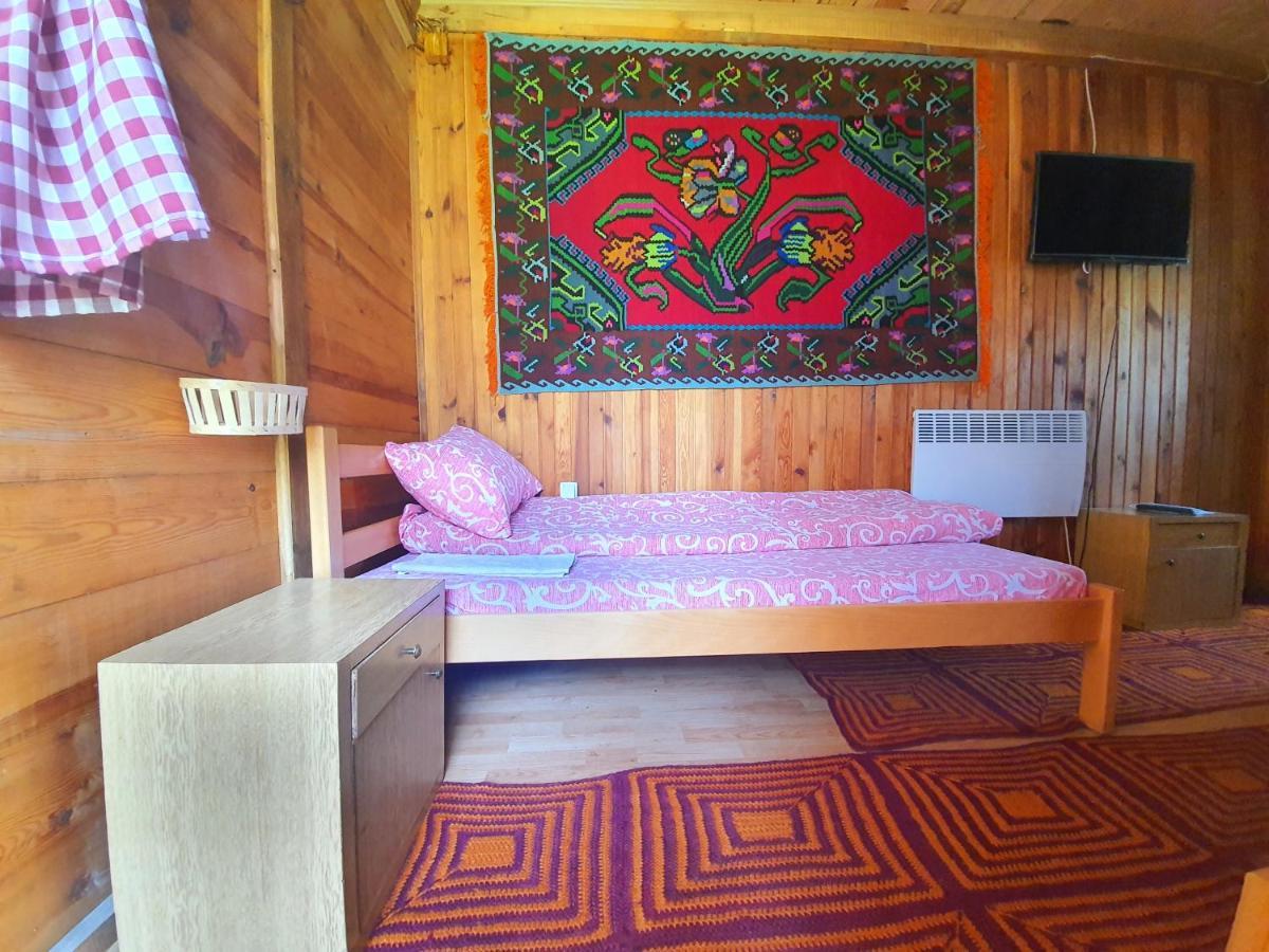 Log Cabin Uvac Nova Varoš Buitenkant foto