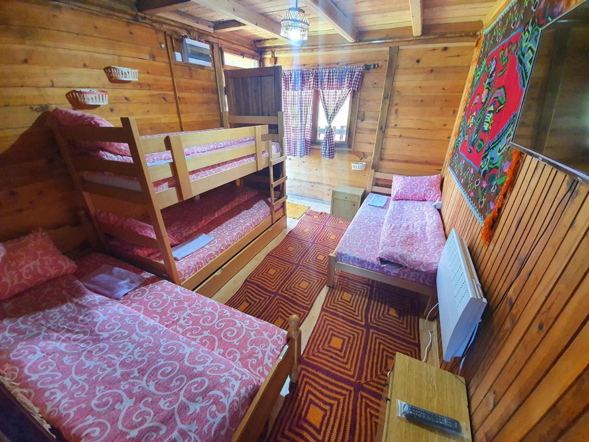 Log Cabin Uvac Nova Varoš Buitenkant foto