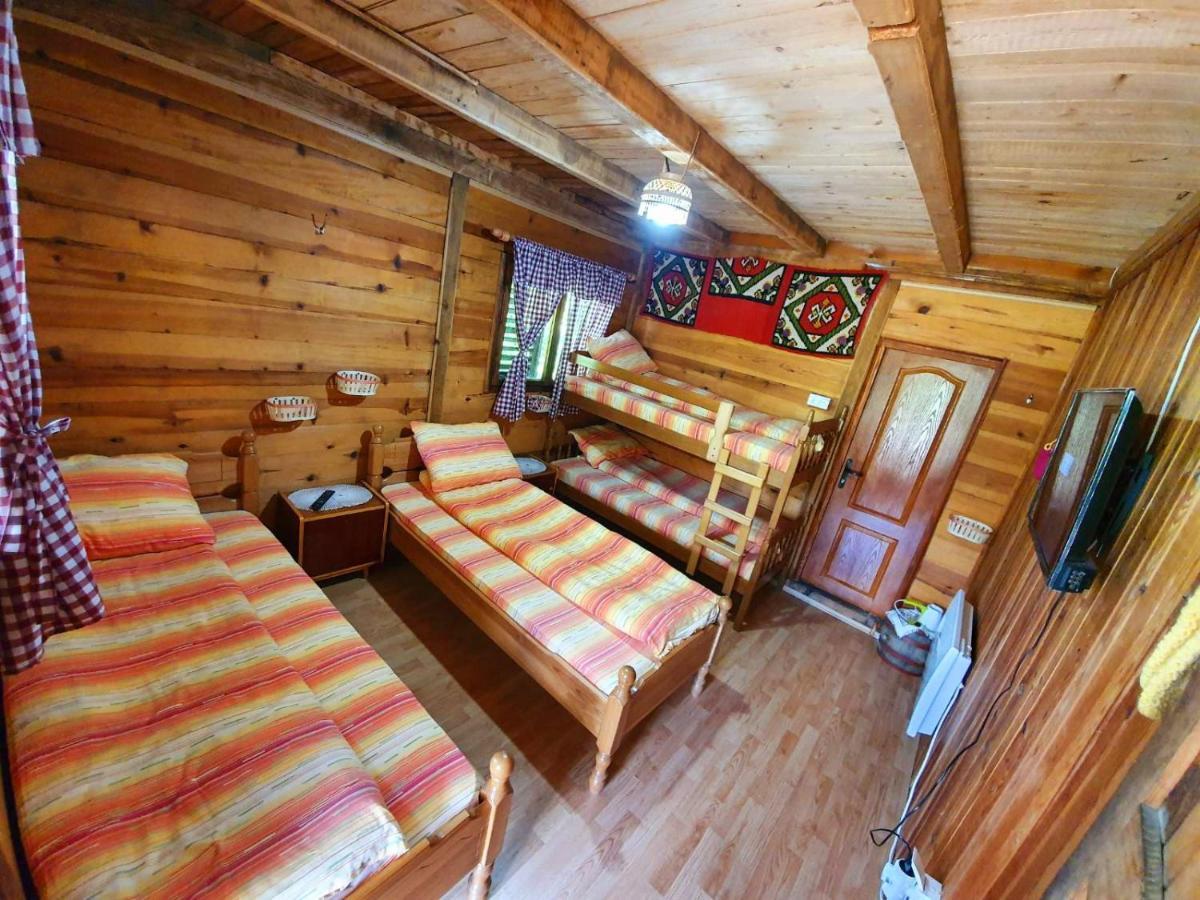 Log Cabin Uvac Nova Varoš Buitenkant foto
