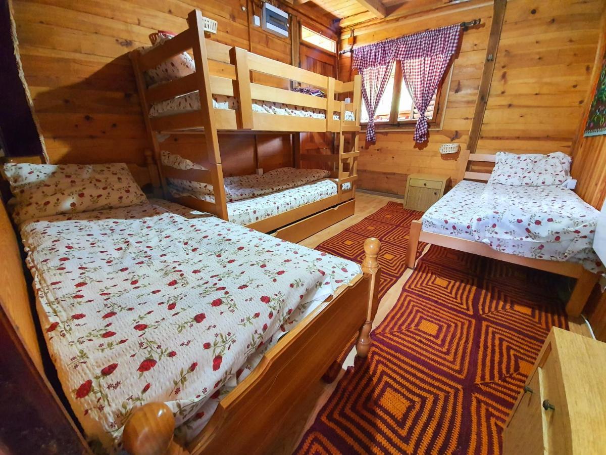 Log Cabin Uvac Nova Varoš Buitenkant foto
